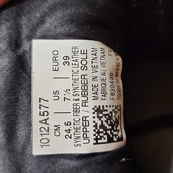 Asics GT-2000 8 Running Shoes | Size: 7.5 (Womens) | Multi colored - Picture 7 of 9